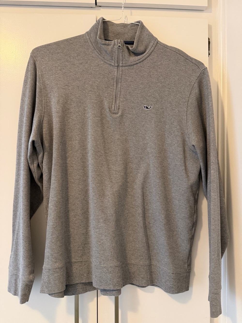 Vineyard Vines Men's Light Gray Quarter-Zip Pullover